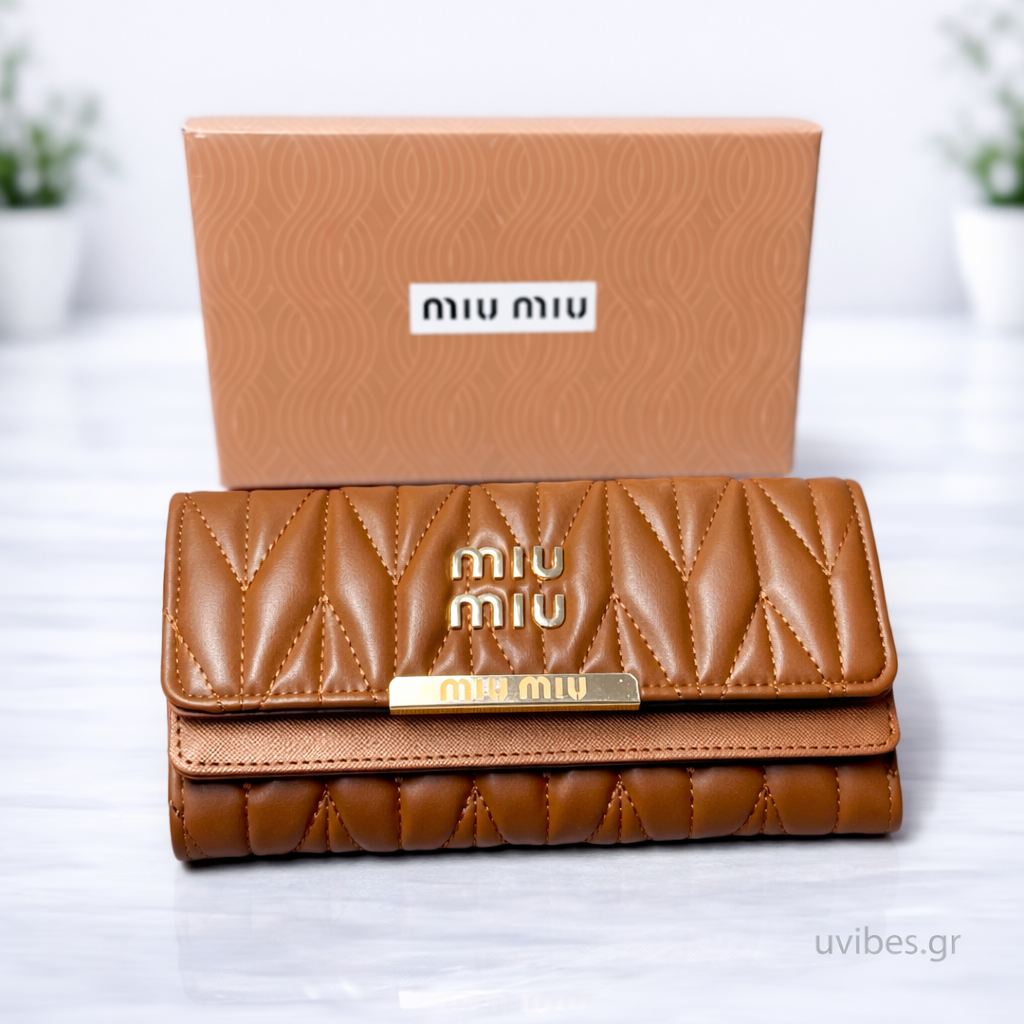 Πορτοφόλι Miu Miu καφέ 2026