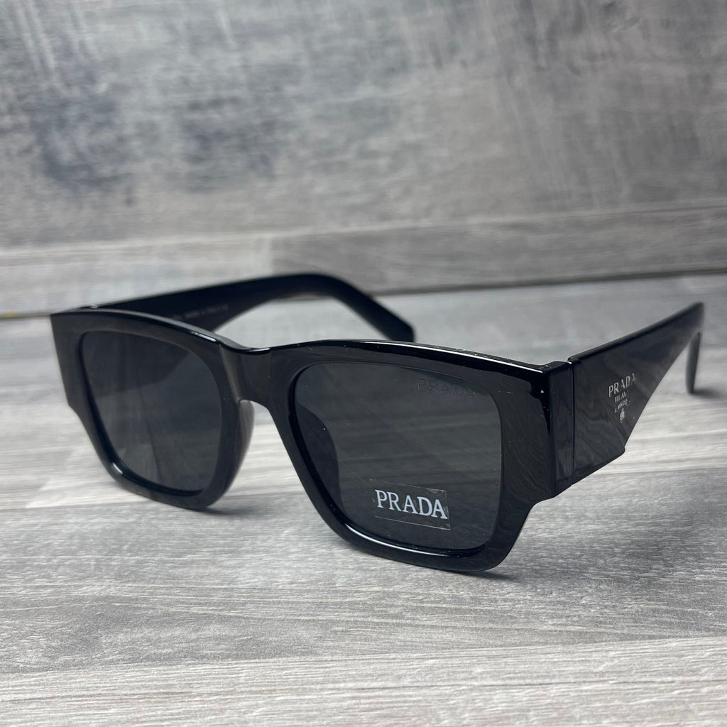 Prada Black 289